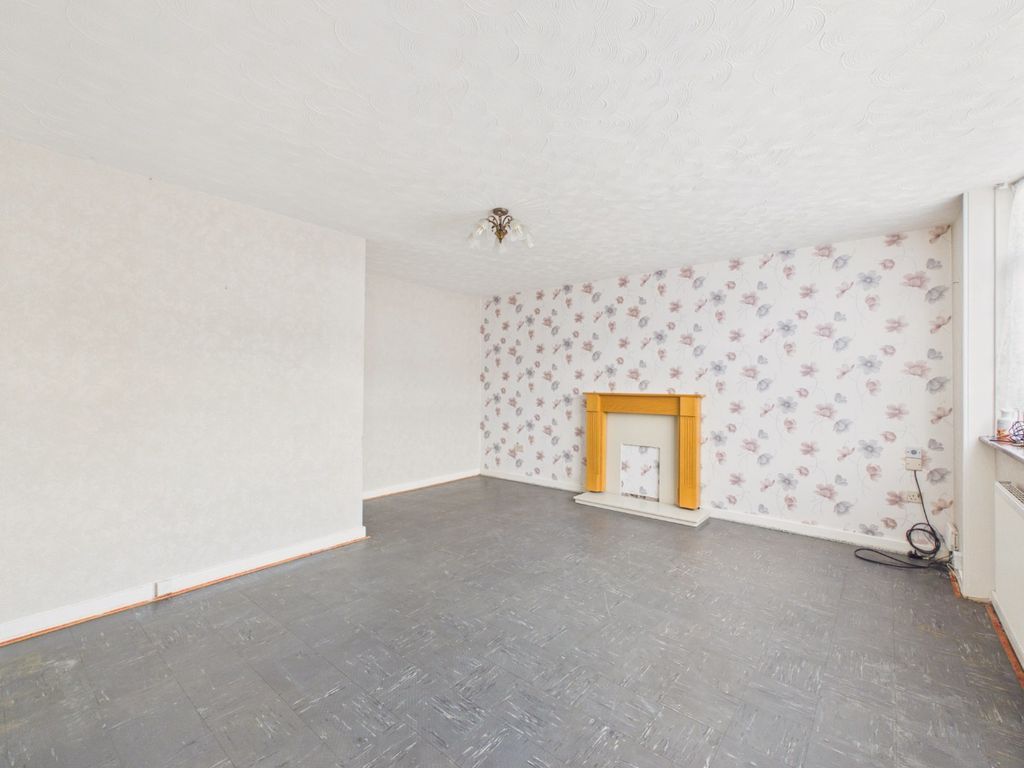 Property photo 2 of 14 5334034