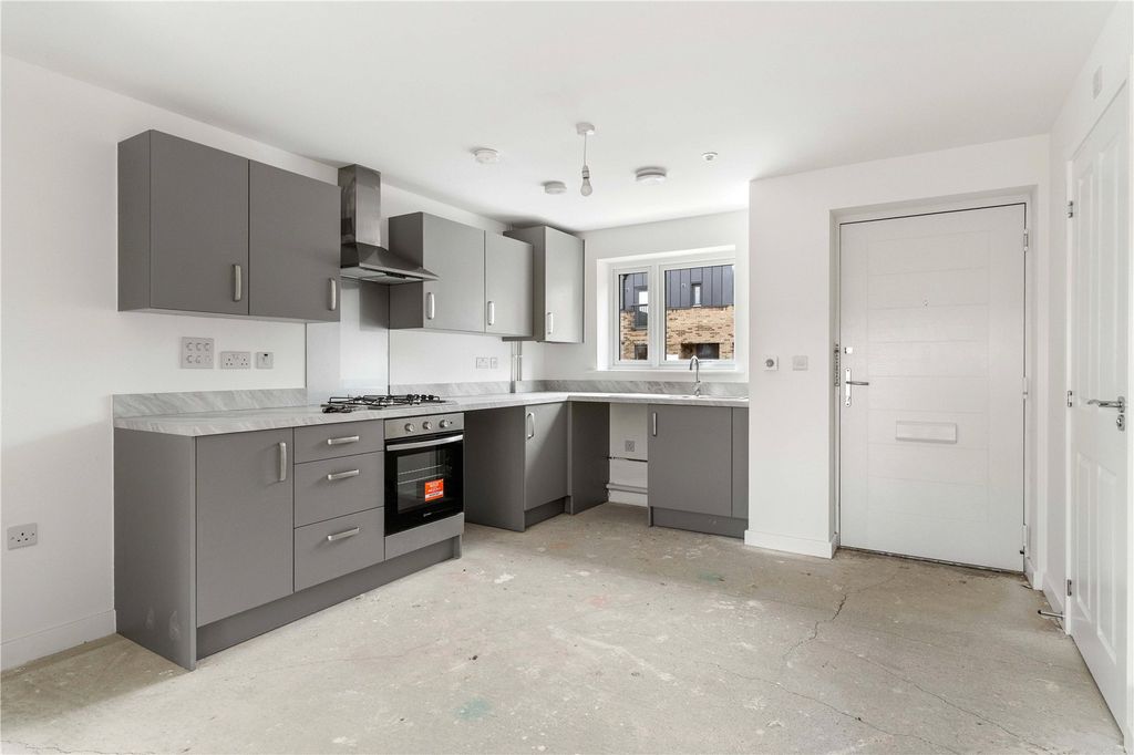 Property photo 2 of 13 Picture No. 04