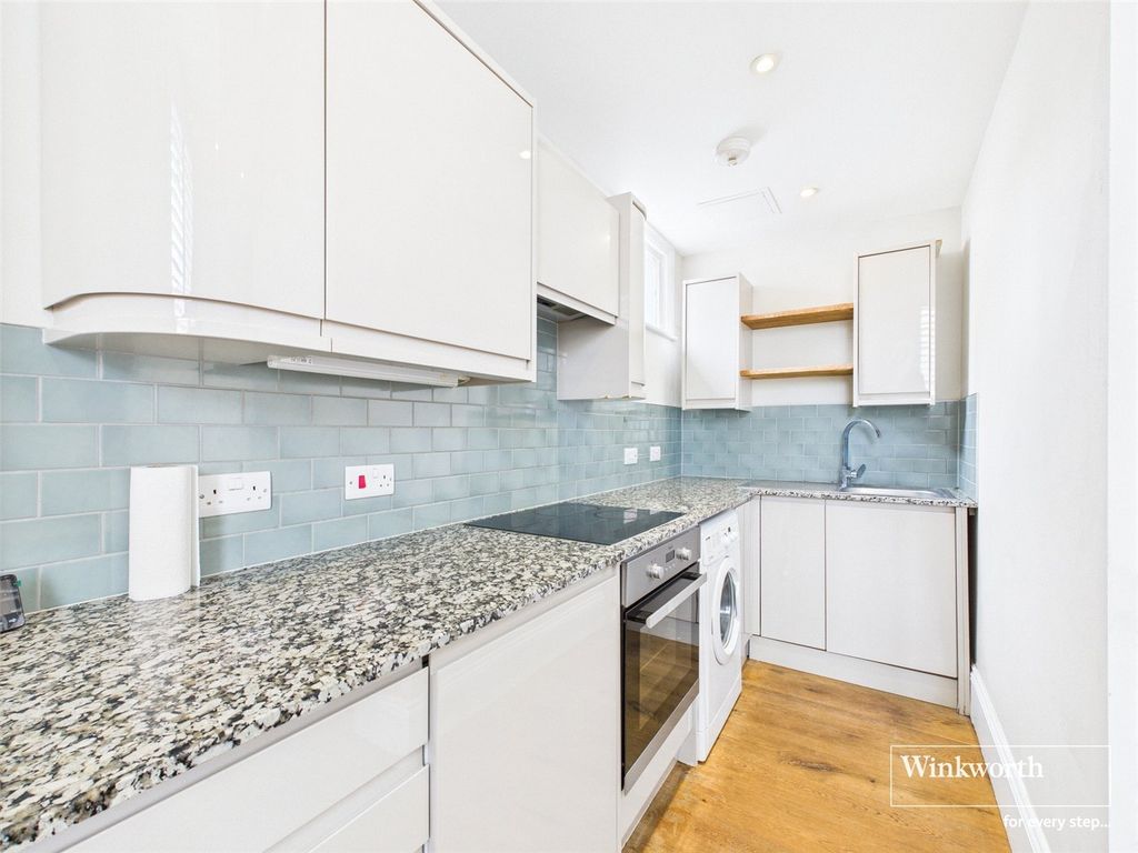 Property photo 3 of 11 Picture No. 19