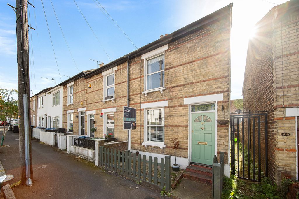 Property photo 2 of 9