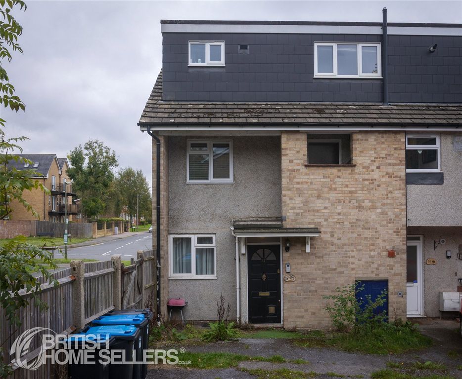 Property photo 2 of 25 Picture No. 28