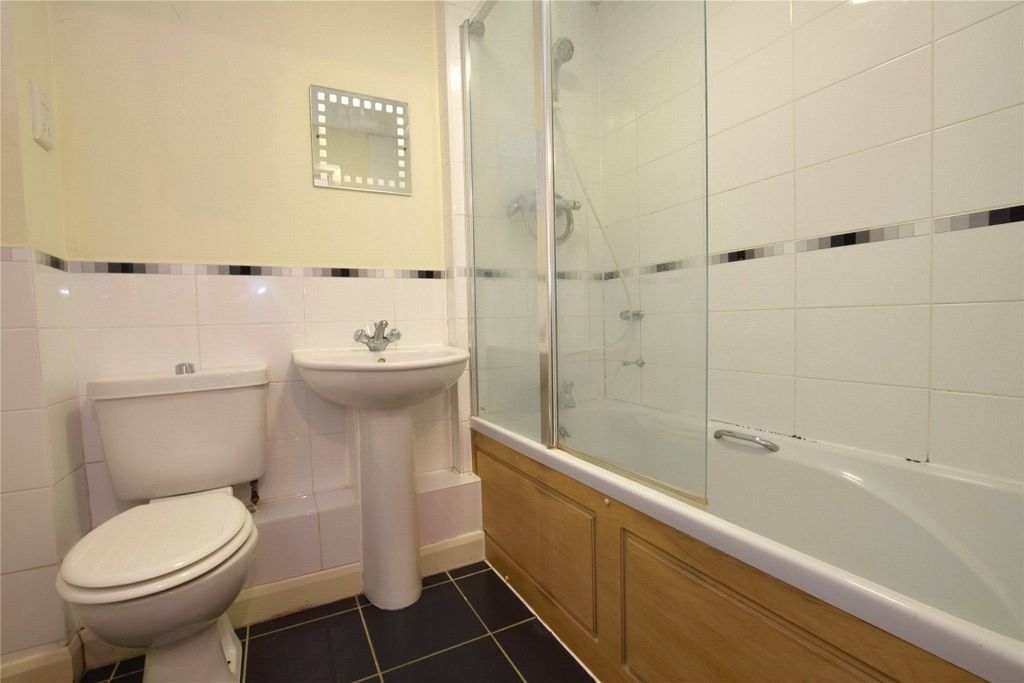 Property photo 3 of 7 Picture No. 10