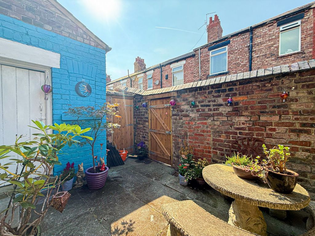 Property photo 3 of 15