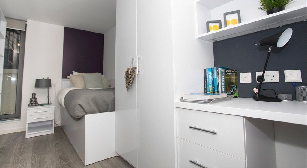 Property photo 2 of 12 Picture No. 02