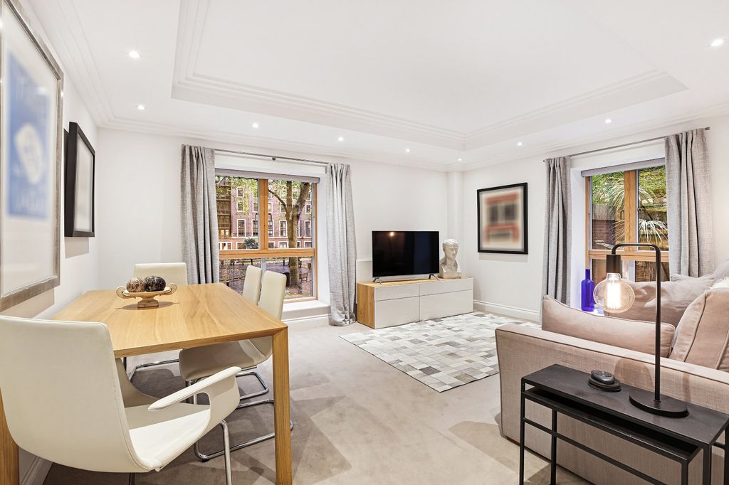 Property photo 3 of 13 Reception Room