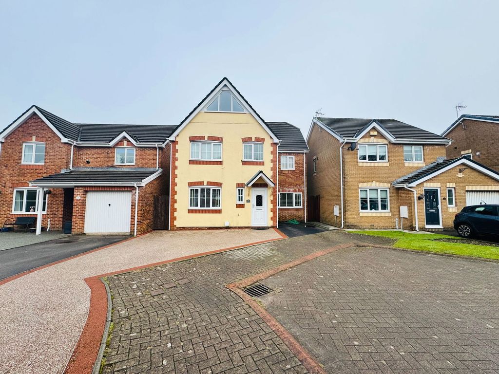Property photo 1 of 39