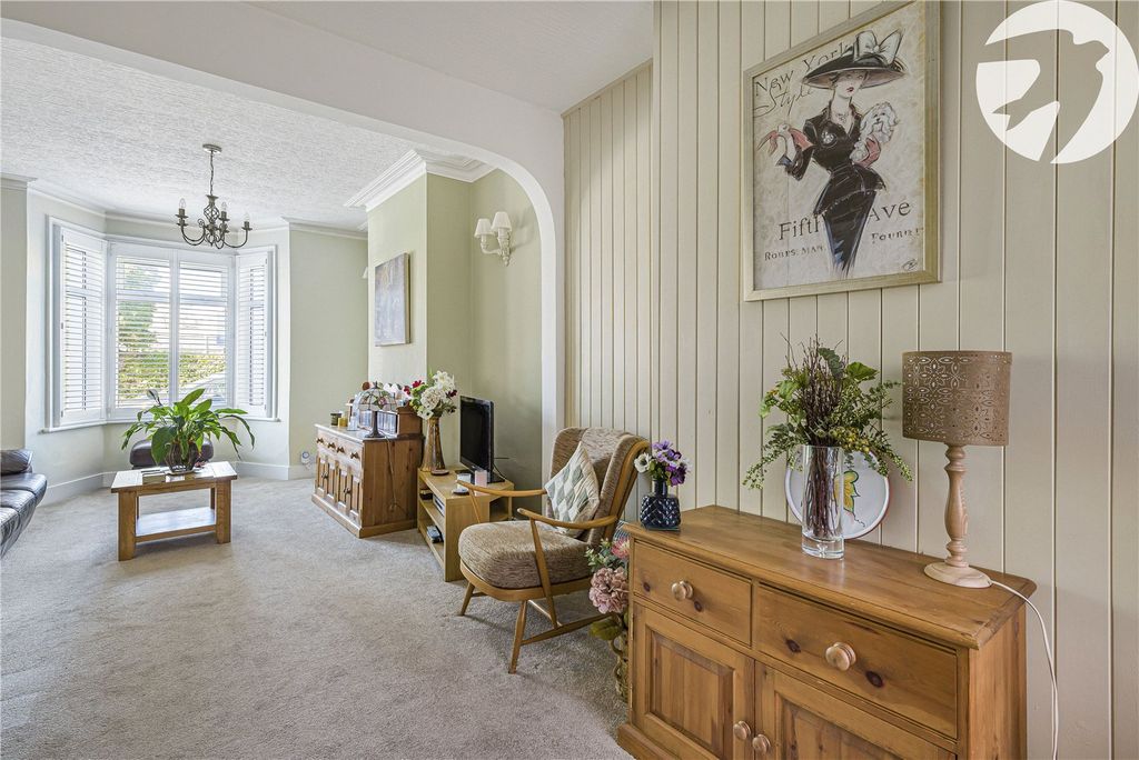 Property photo 3 of 25 Robinson Jackson