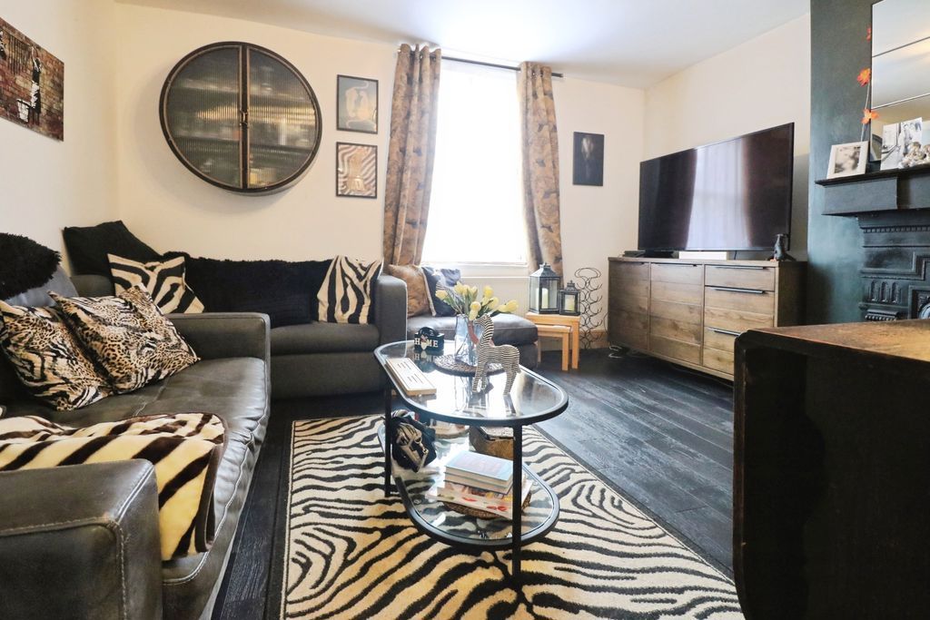 Property photo 3 of 21 Photo 19