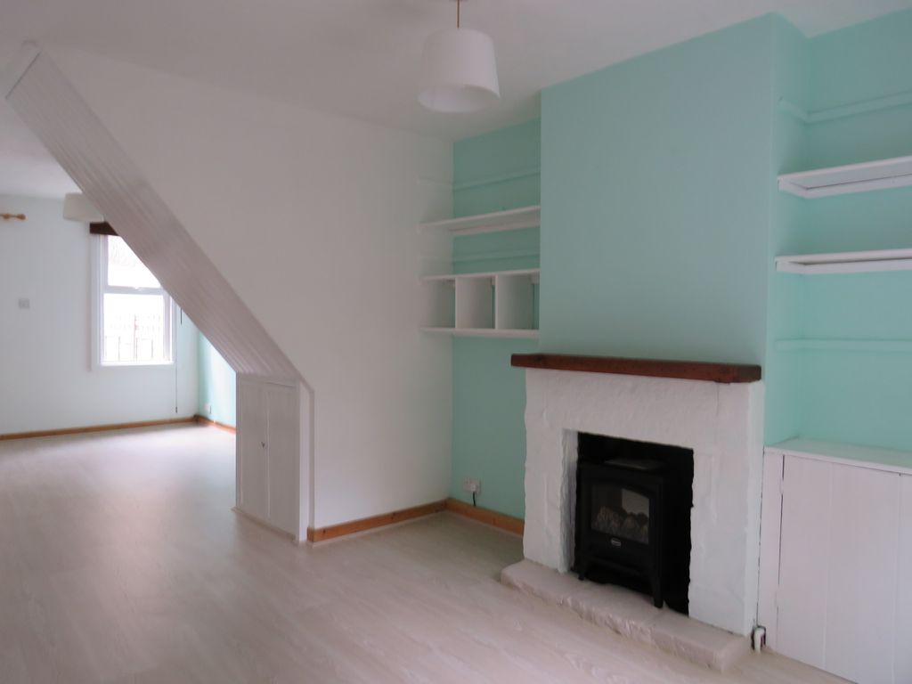 Property photo 2 of 9 2