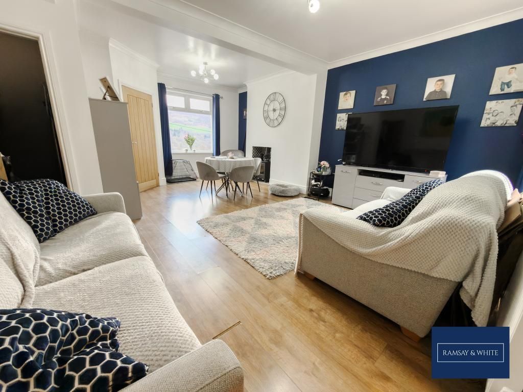 Property photo 2 of 17 Photo 2