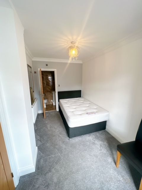 Property photo 1 of 3