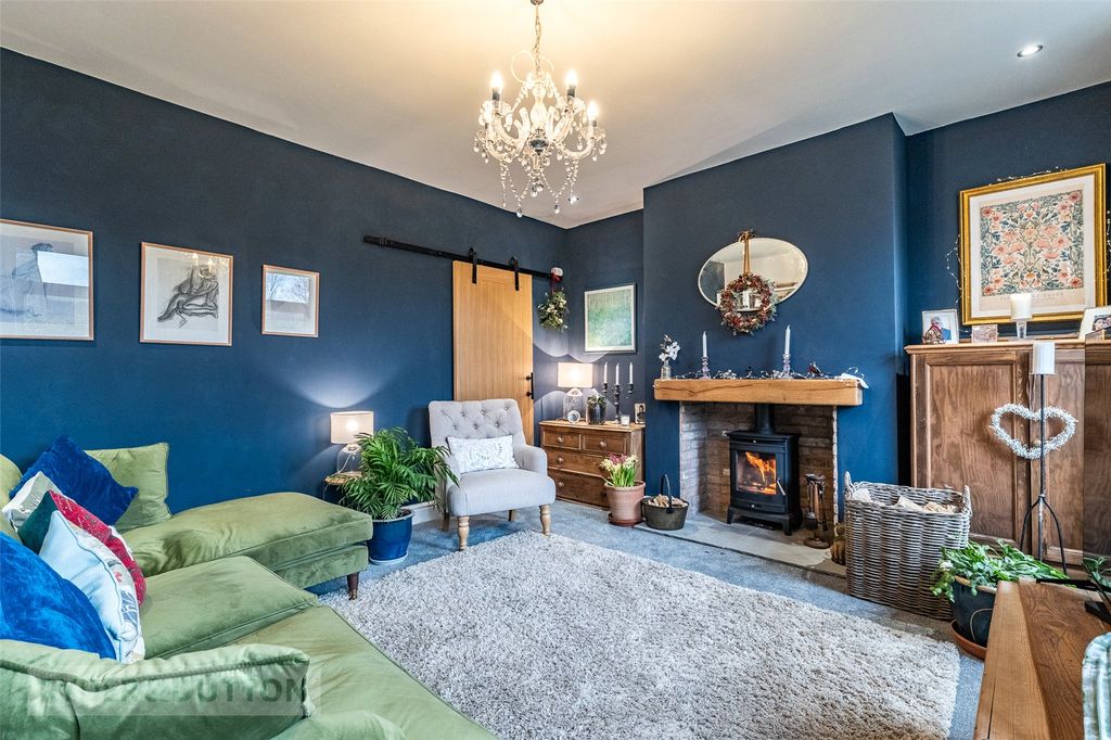 Property photo 3 of 24 Living Room