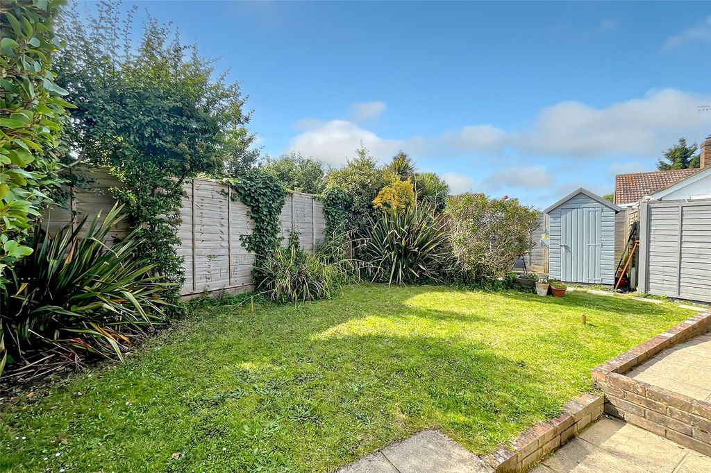 Property photo 3 of 15 Picture No. 12