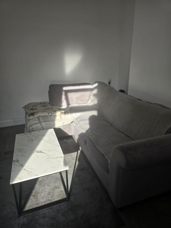 Property photo 2 of 4 1000073957