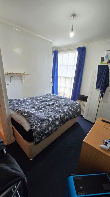 Property photo 1 of 14 Cover