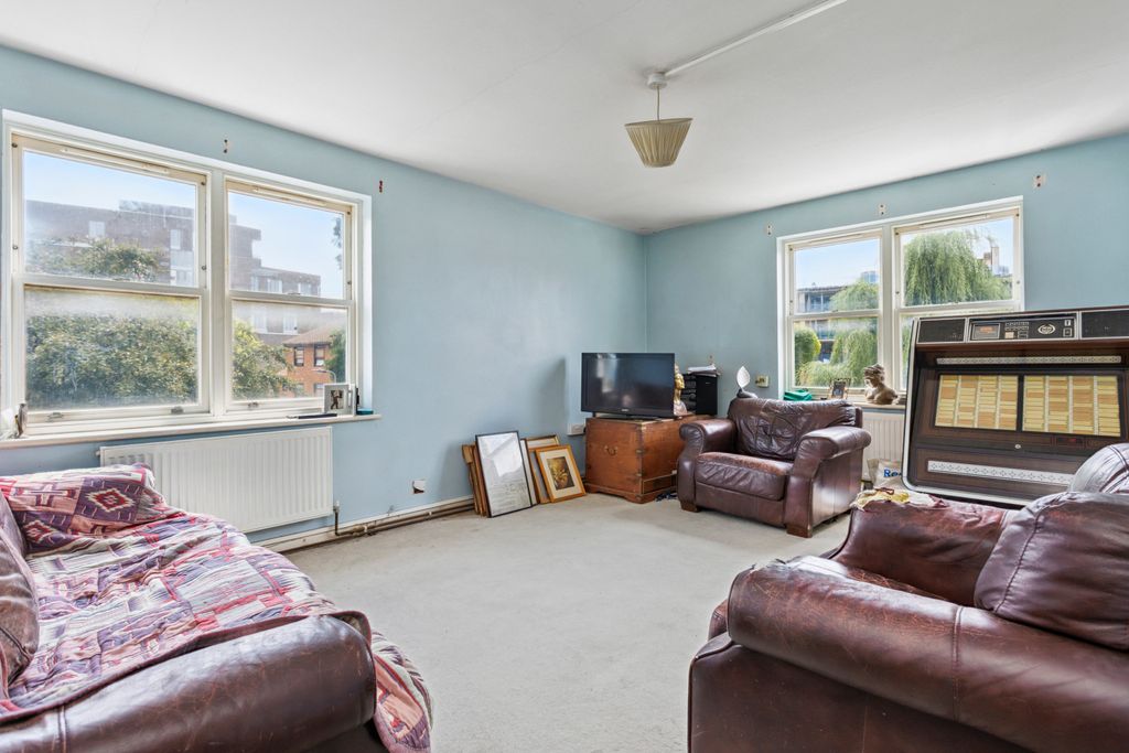 Property photo 1 of 10 Picture No. 06