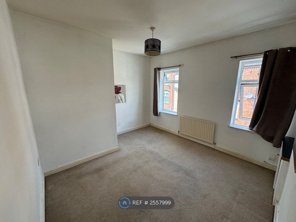 Property photo 3 of 4