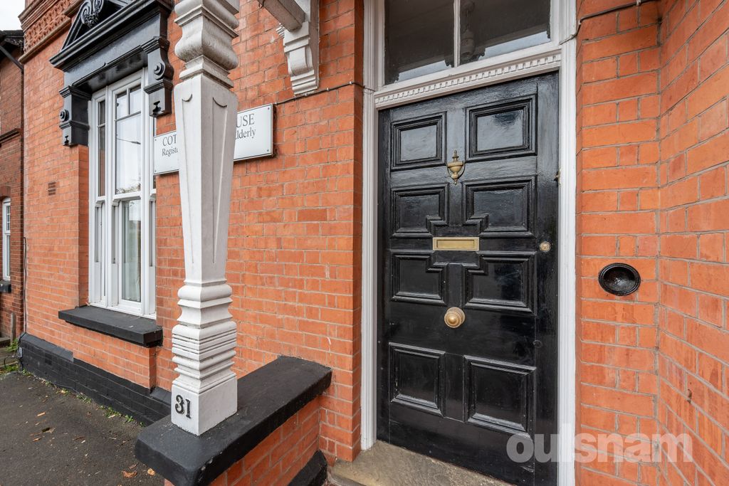 Property photo 2 of 13 Picture No. 12