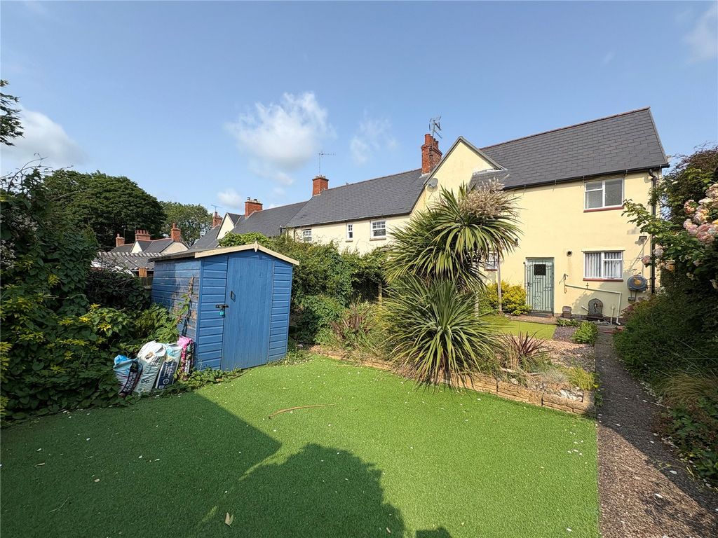Property photo 2 of 17 Picture No. 03