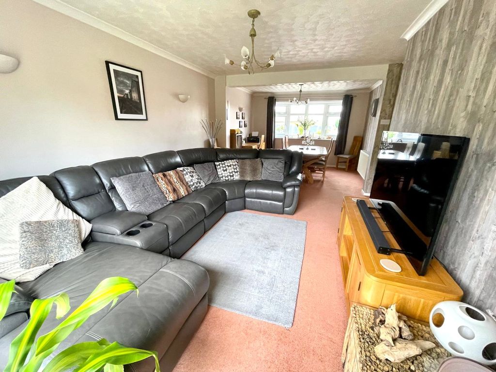 Property photo 2 of 20 Picture No. 06