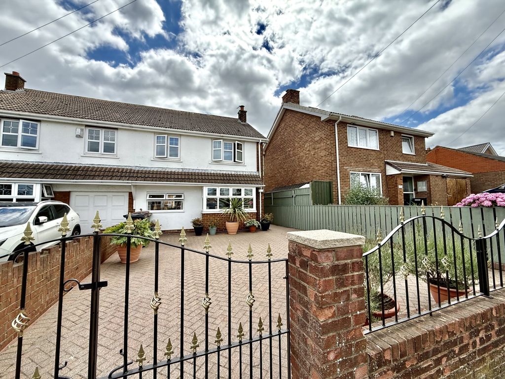 Property photo 1 of 18 Img_3971