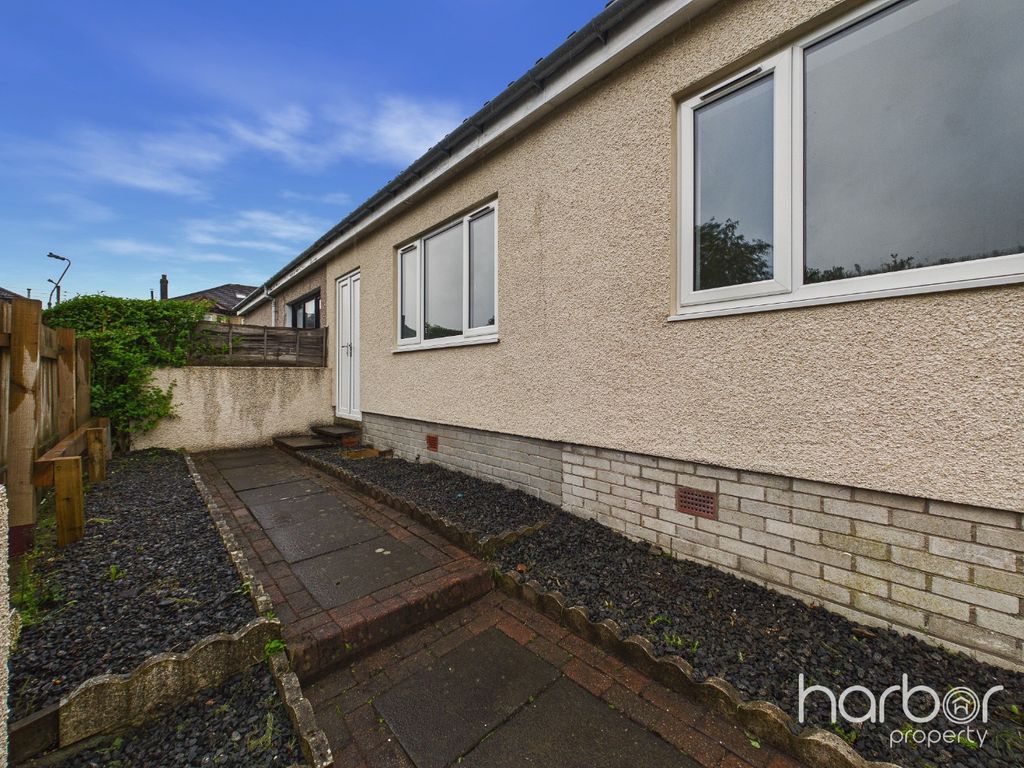 Property photo 1 of 13 4962401