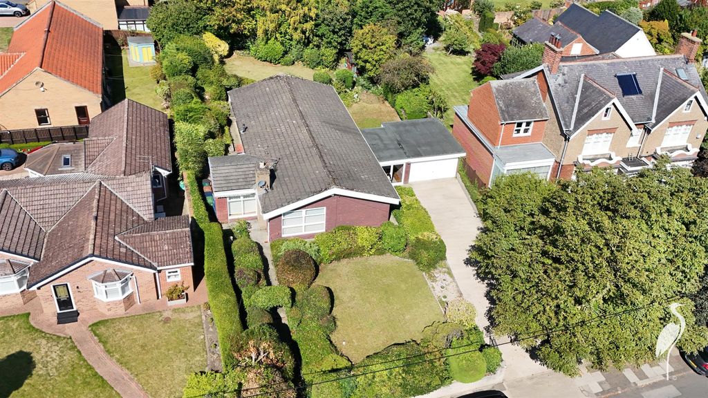 Property photo 1 of 47