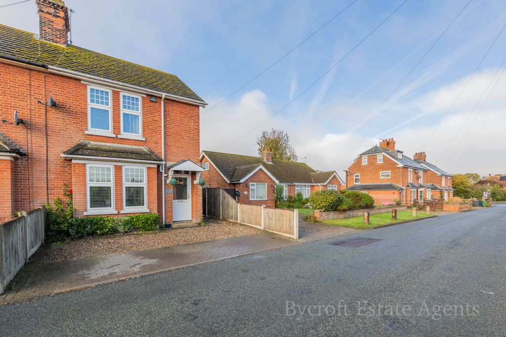 Property photo 1 of 26