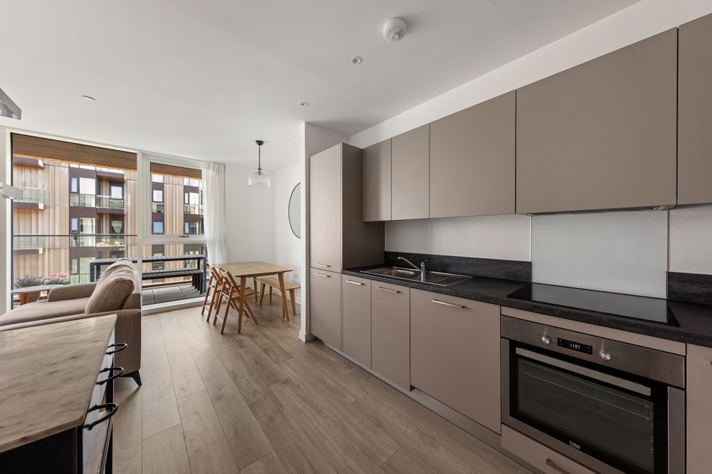 Property photo 3 of 10 094A8950