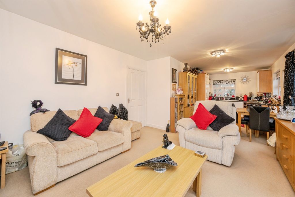 Property photo 3 of 17