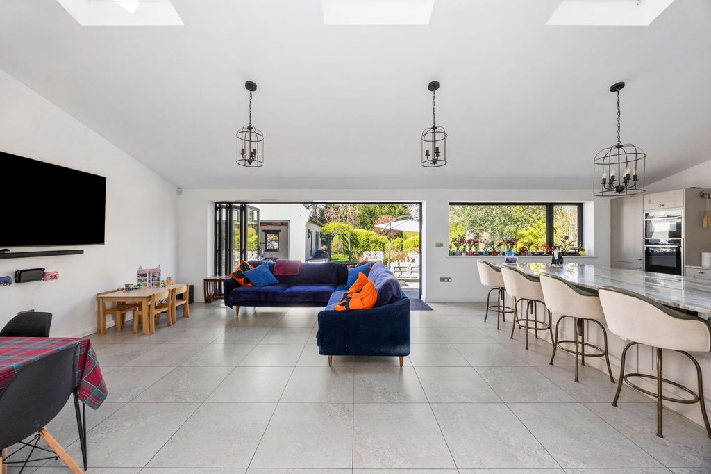 Additional image 12 of 6 bed detached house for saleWimblehurst Road, Horsham RH12