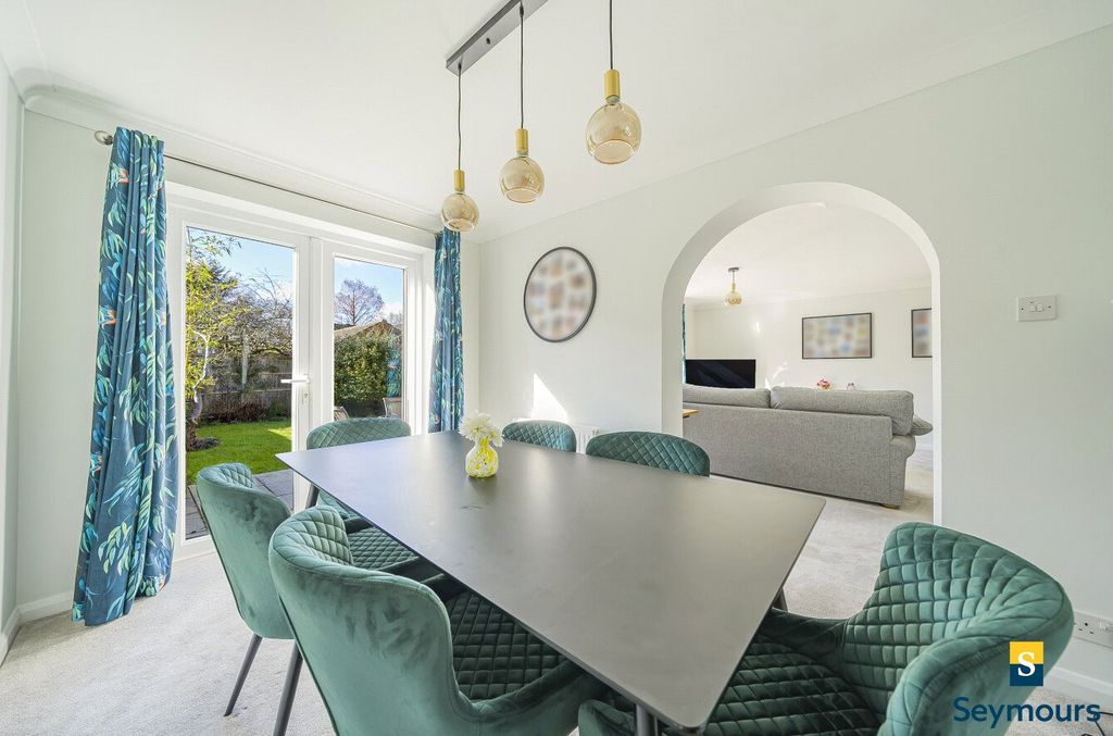 Property photo 3 of 24 Dining Room