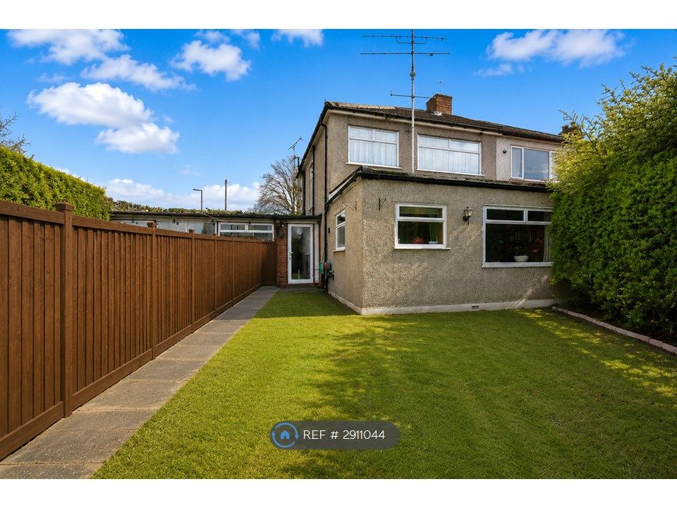 Property photo 2 of 13