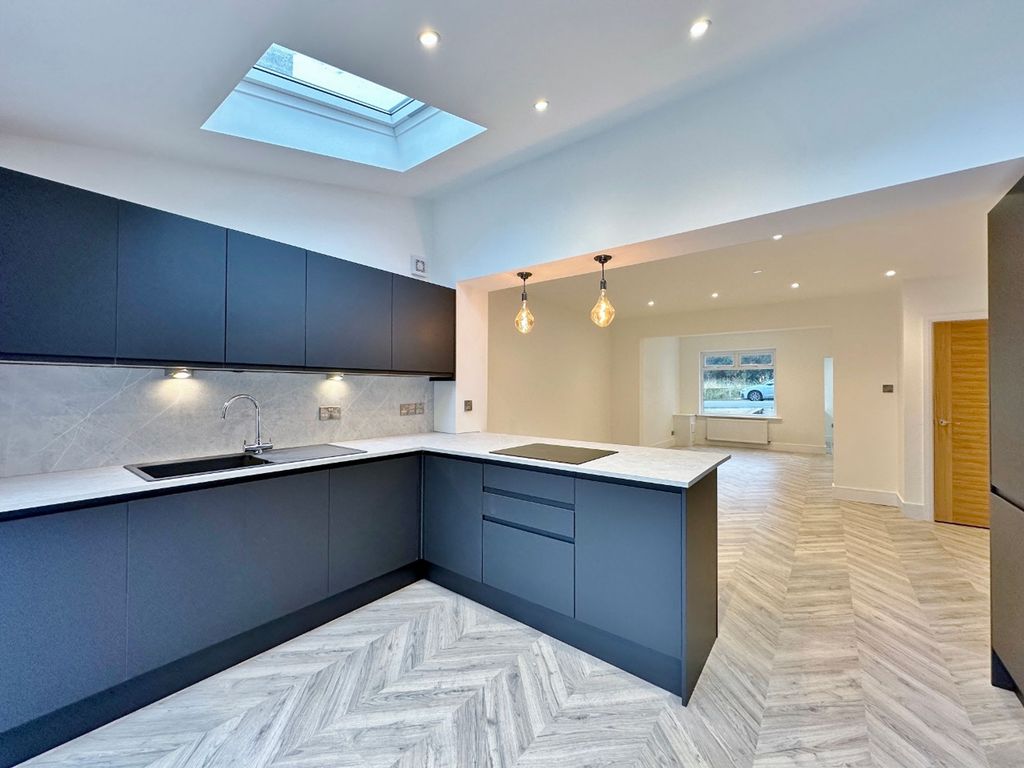 Property photo 3 of 24 Photo 19