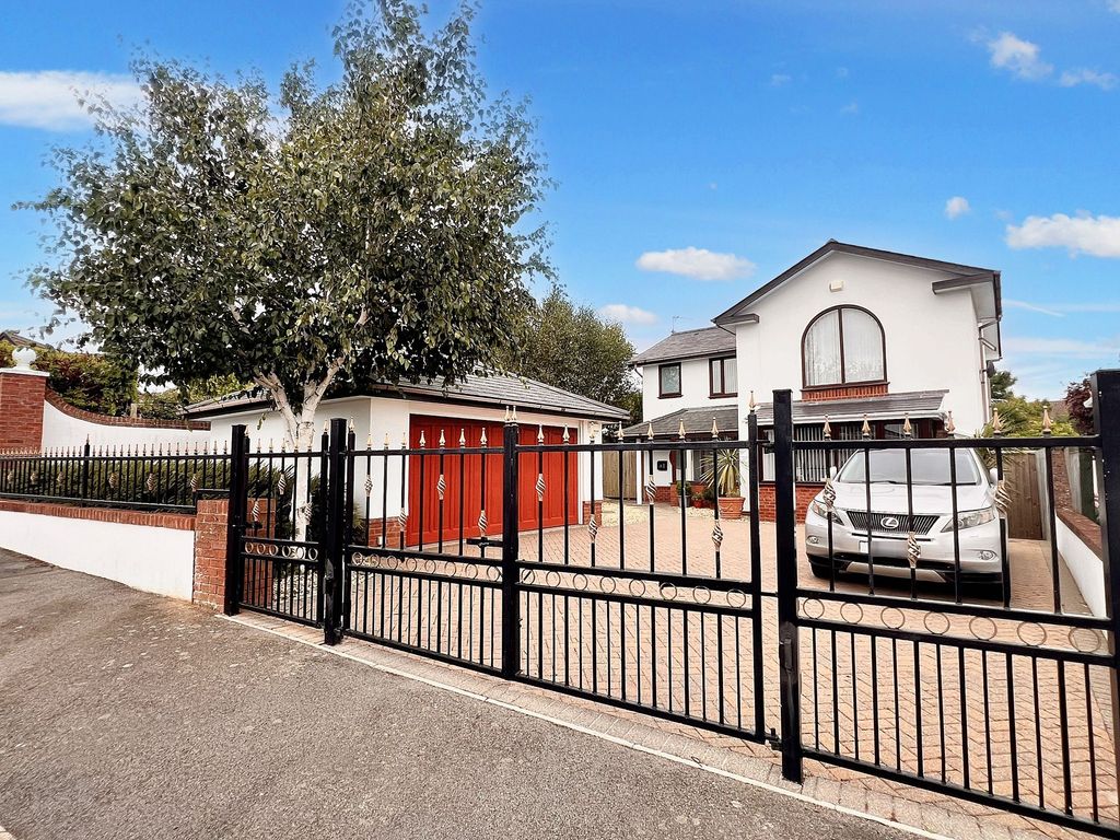 Property photo 1 of 36
