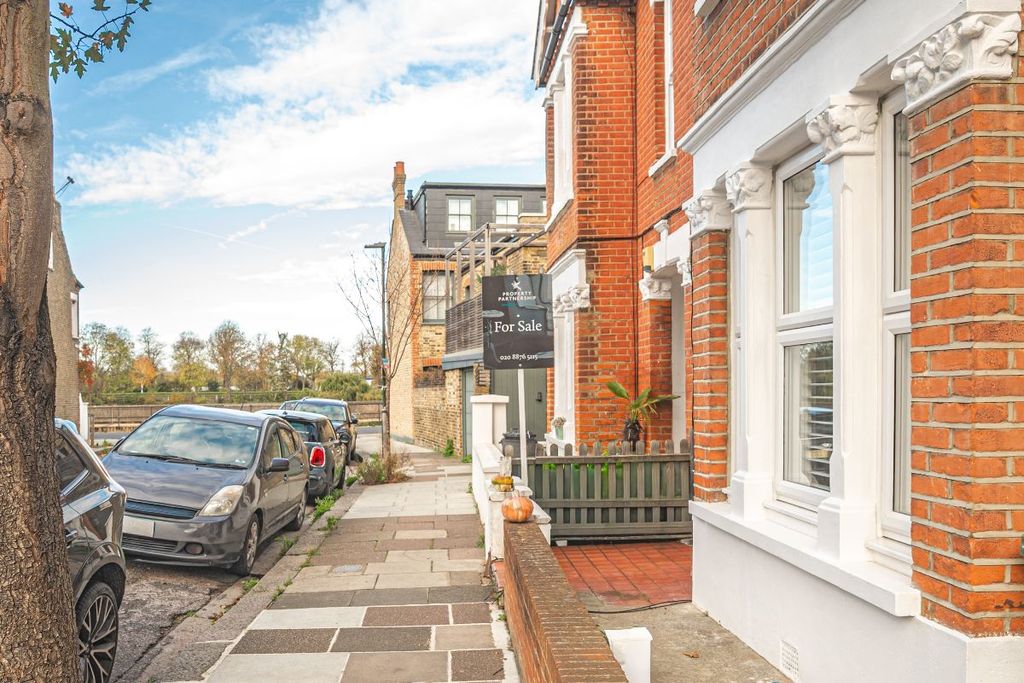 Property photo 3 of 20