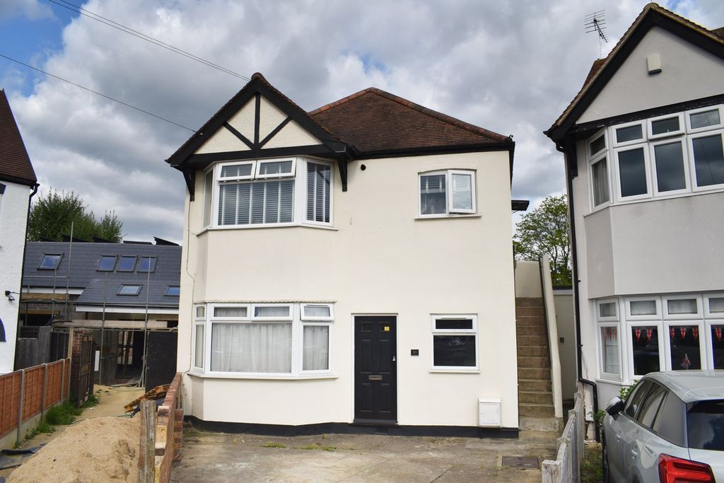 Property photo 2 of 11