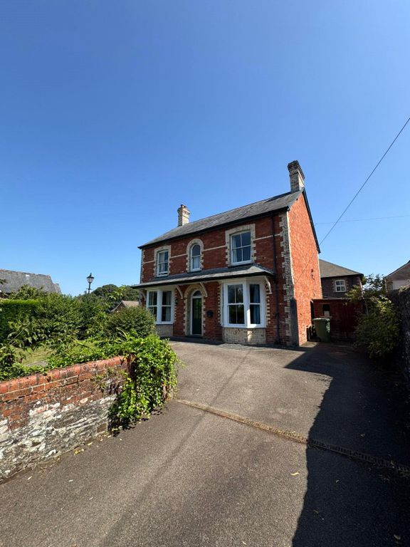 Property photo 2 of 24 Picture No. 64