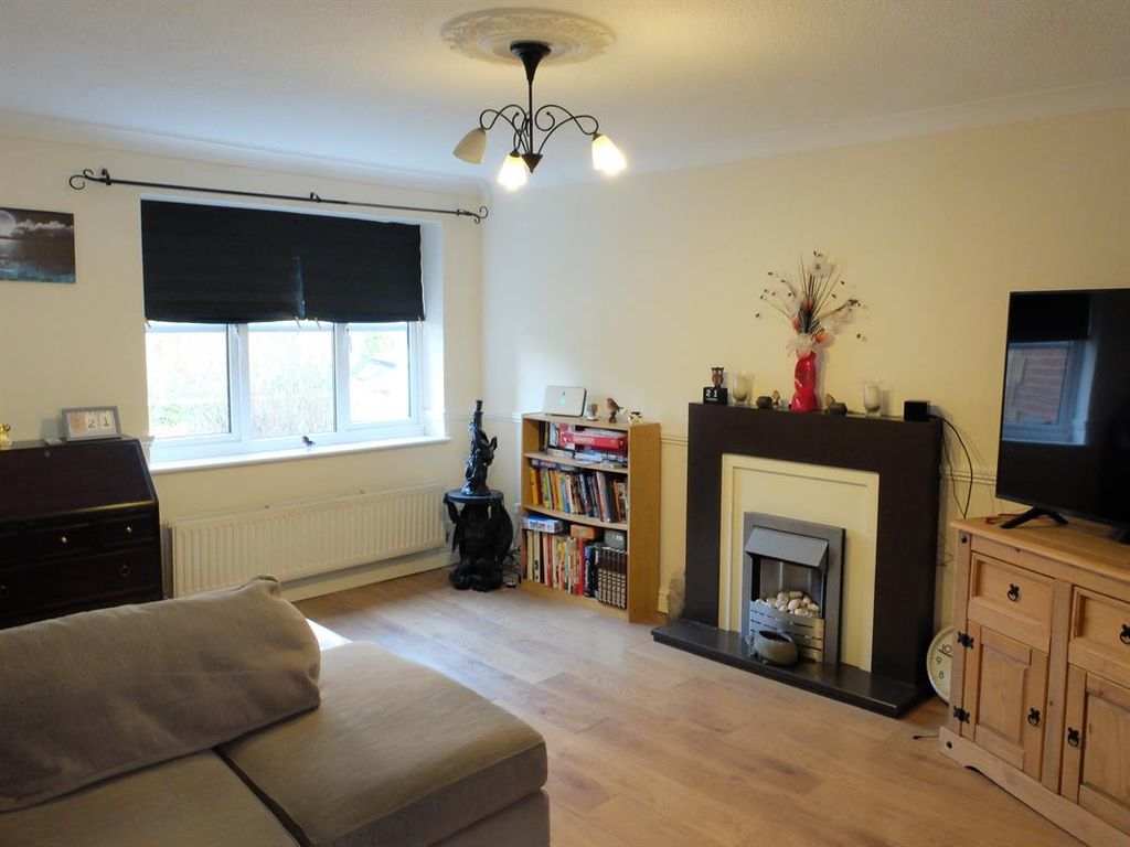 Property photo 2 of 16 Photo 2