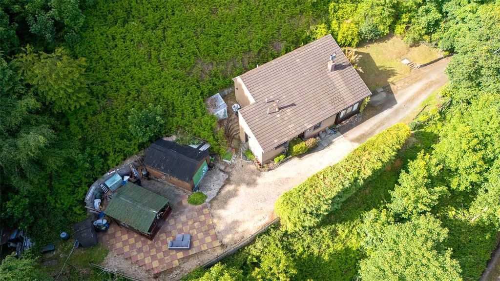 Property photo 1 of 29 Picture No. 24