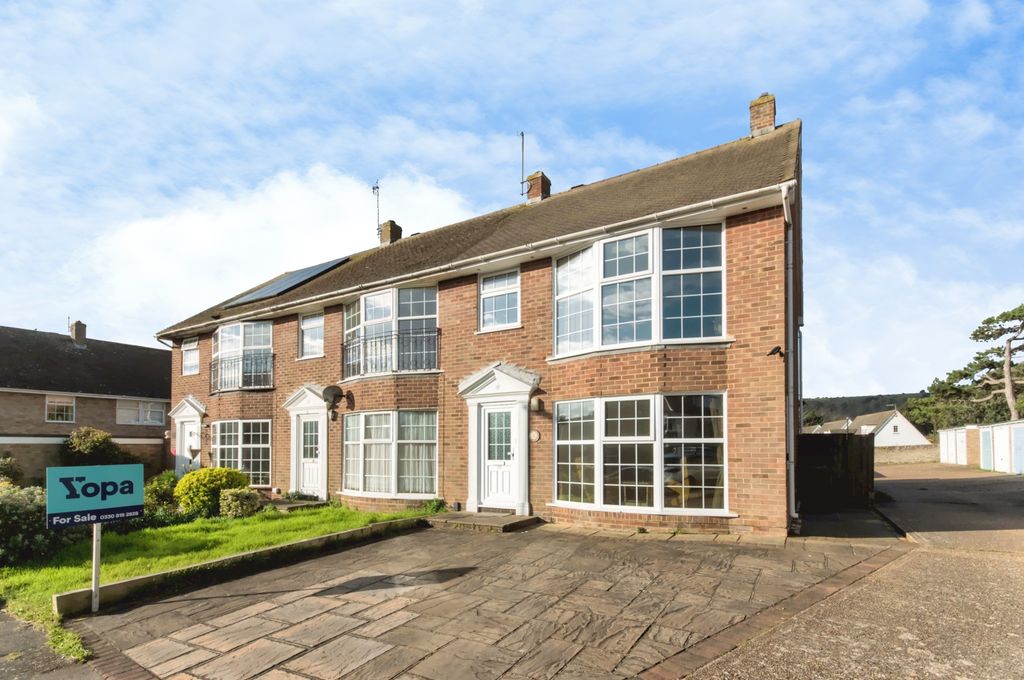 Property photo 1 of 35 Dsc_3152