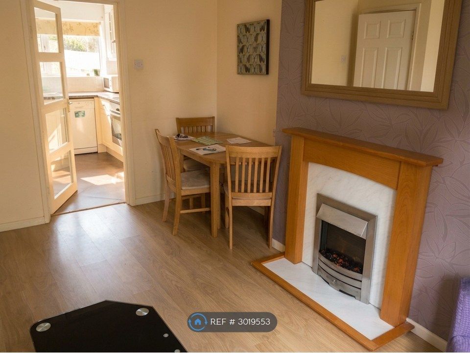 Property photo 3 of 11