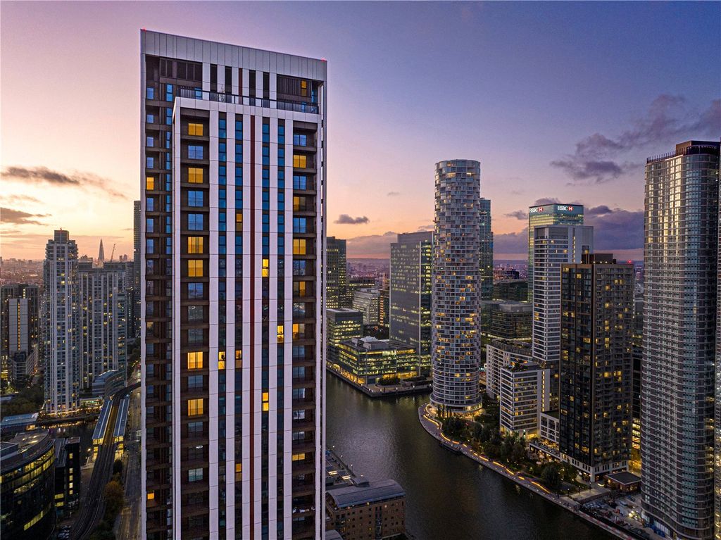 Property photo 2 of 17 One Thames Quay