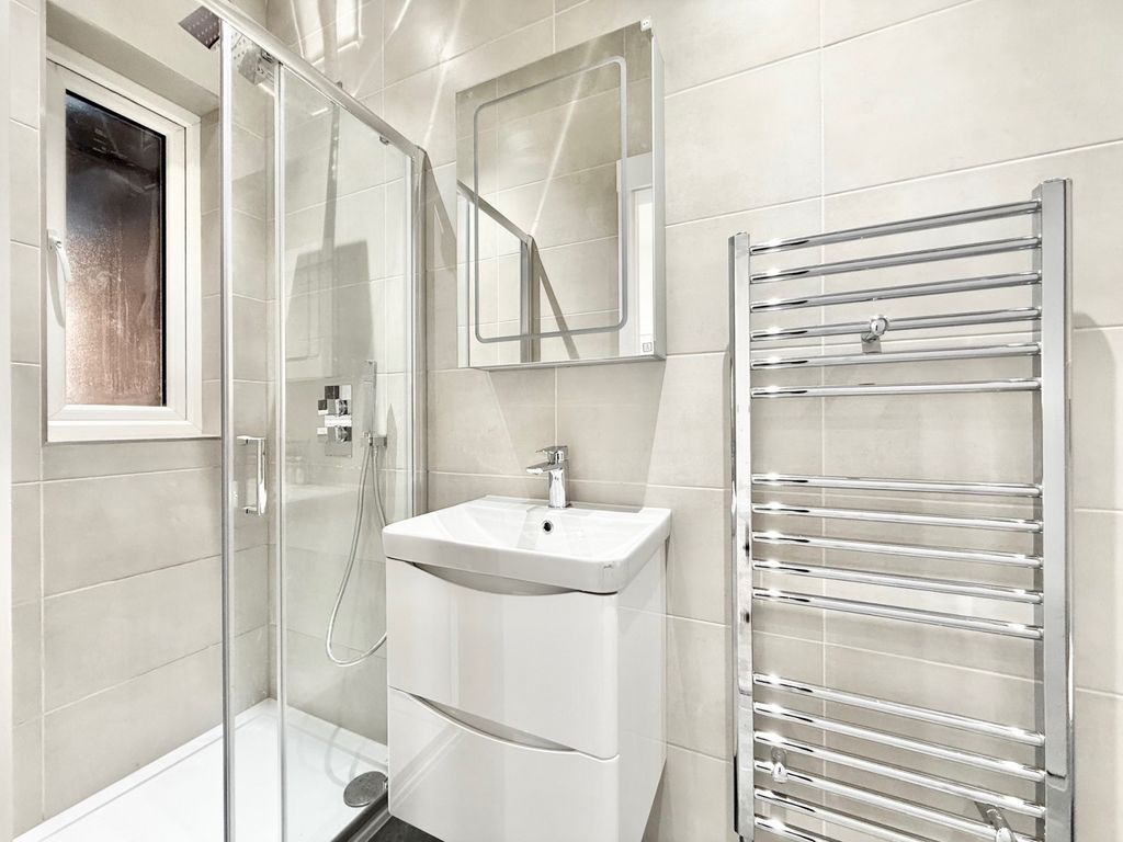 Property photo 3 of 11 Gallery