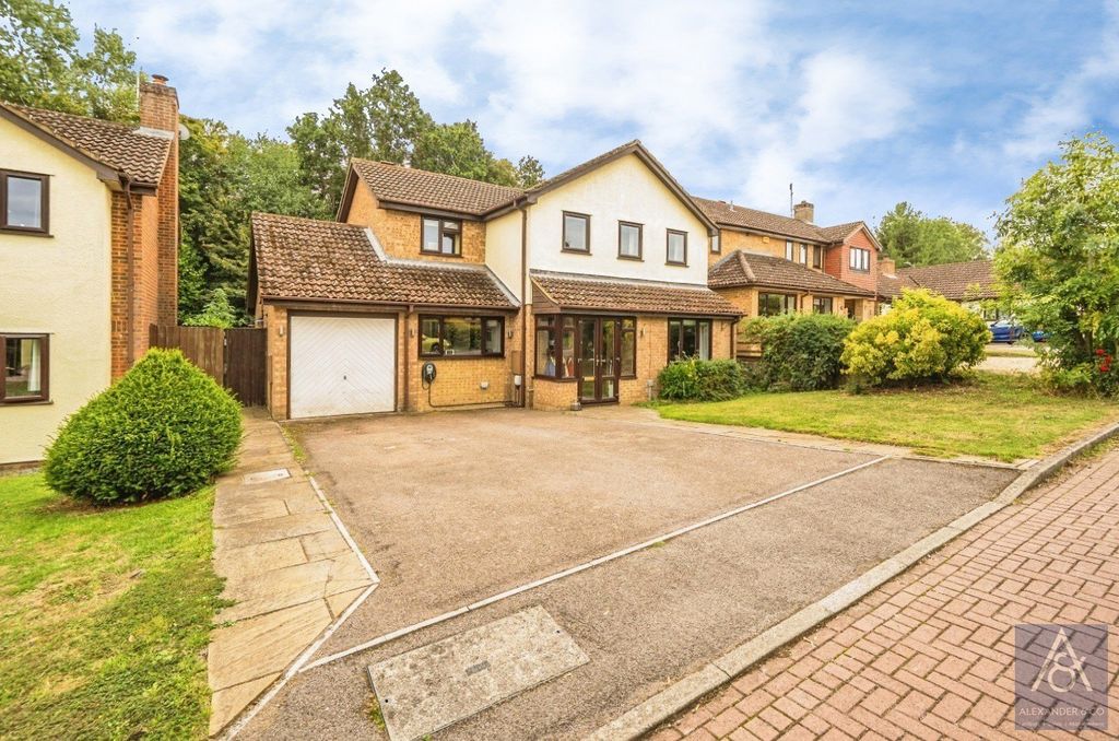 Property photo 1 of 24 Pbox-Img.Jpg
