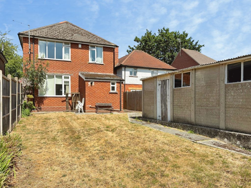 Property photo 2 of 23 80d3Edfa-23
