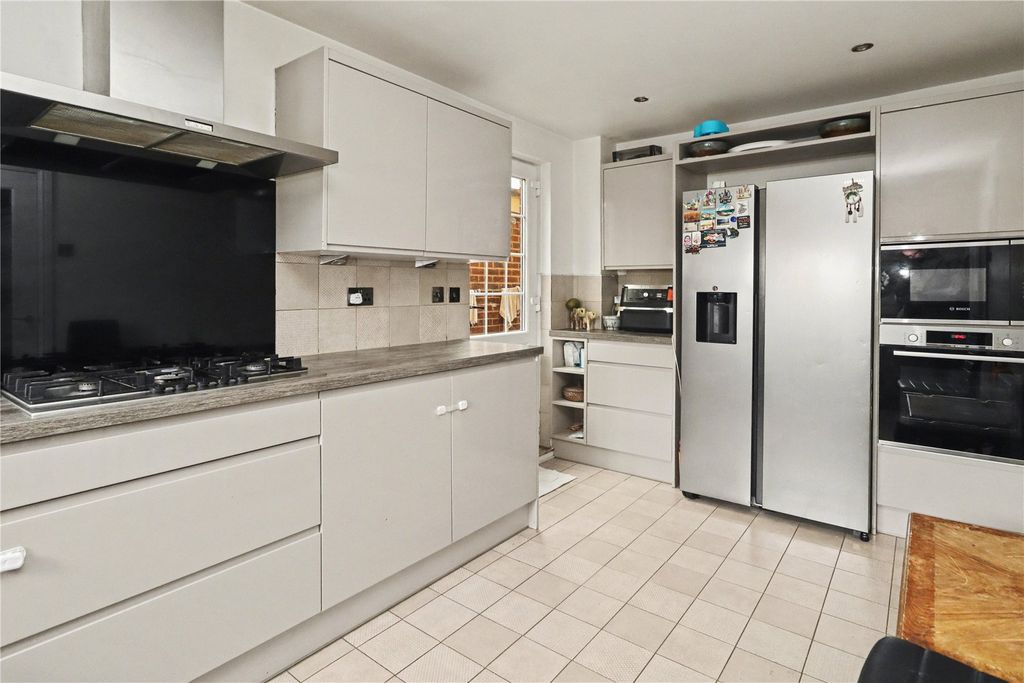 Property photo 3 of 21 Picture No. 09