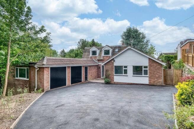 Property photo 1 of 34 Picture No. 14