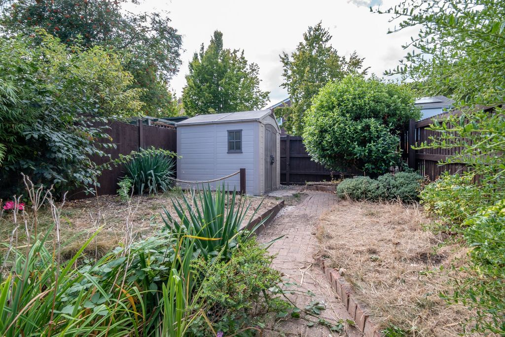 Property photo 2 of 10