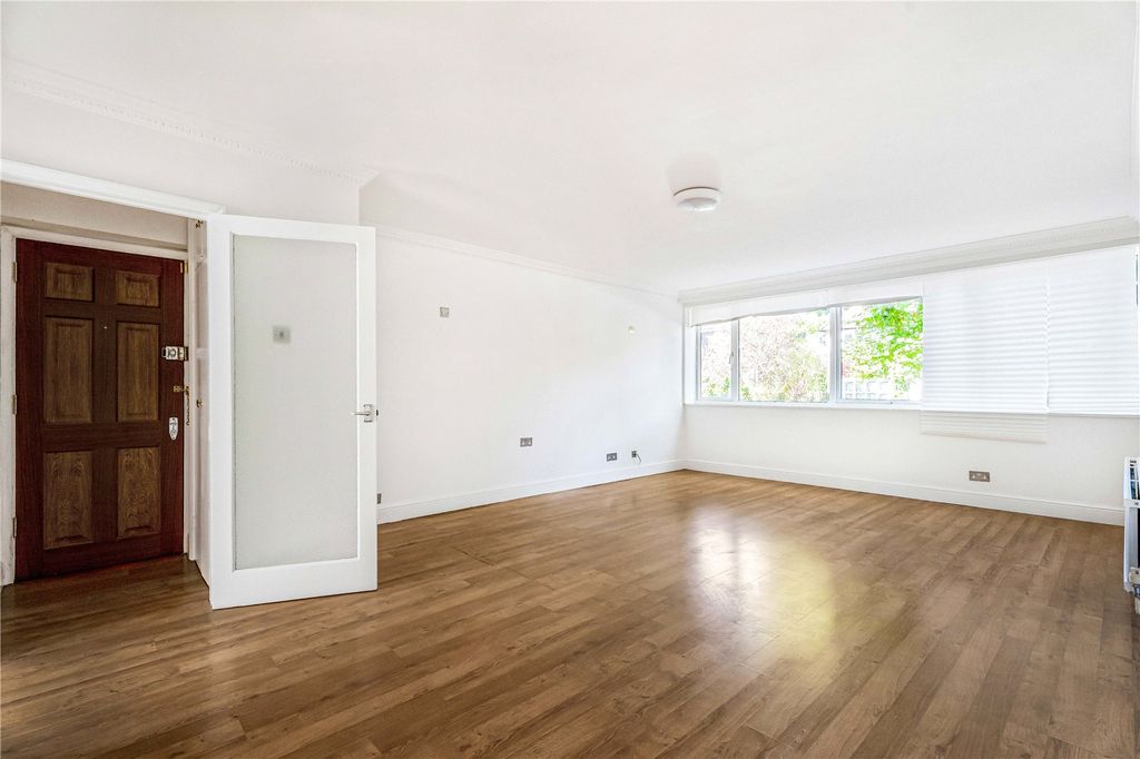Property photo 2 of 14 Picture No. 09